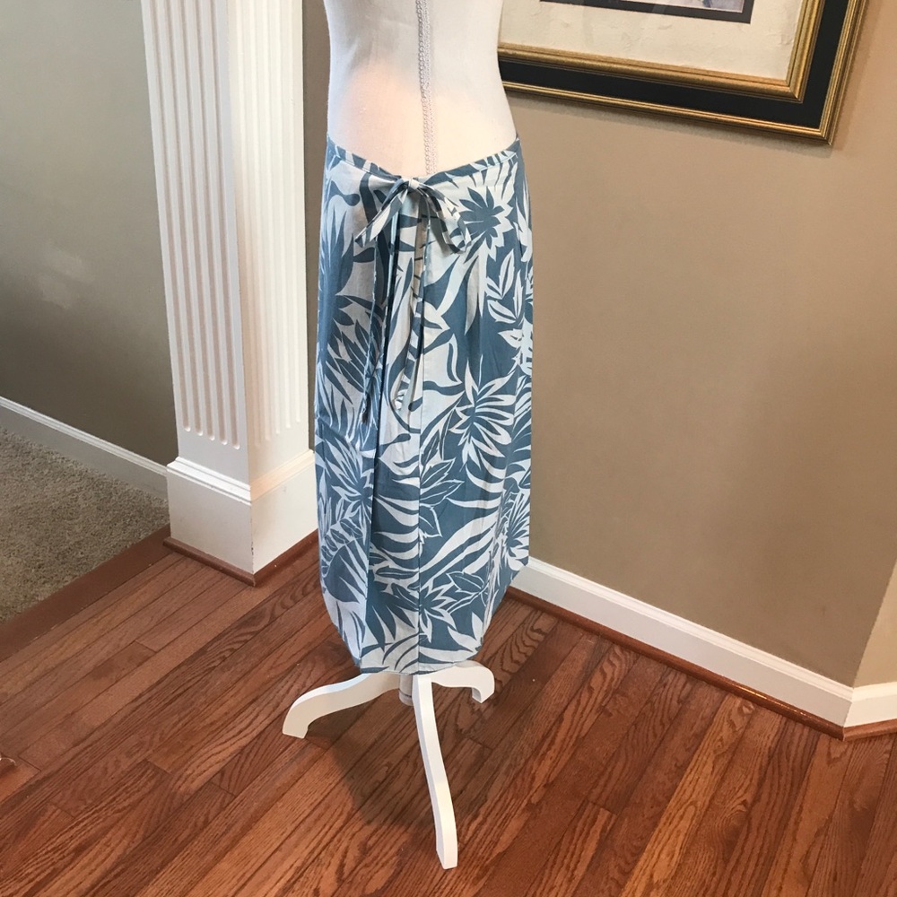 Gorgeous Designer Joseph Wrap Skirt - image 3